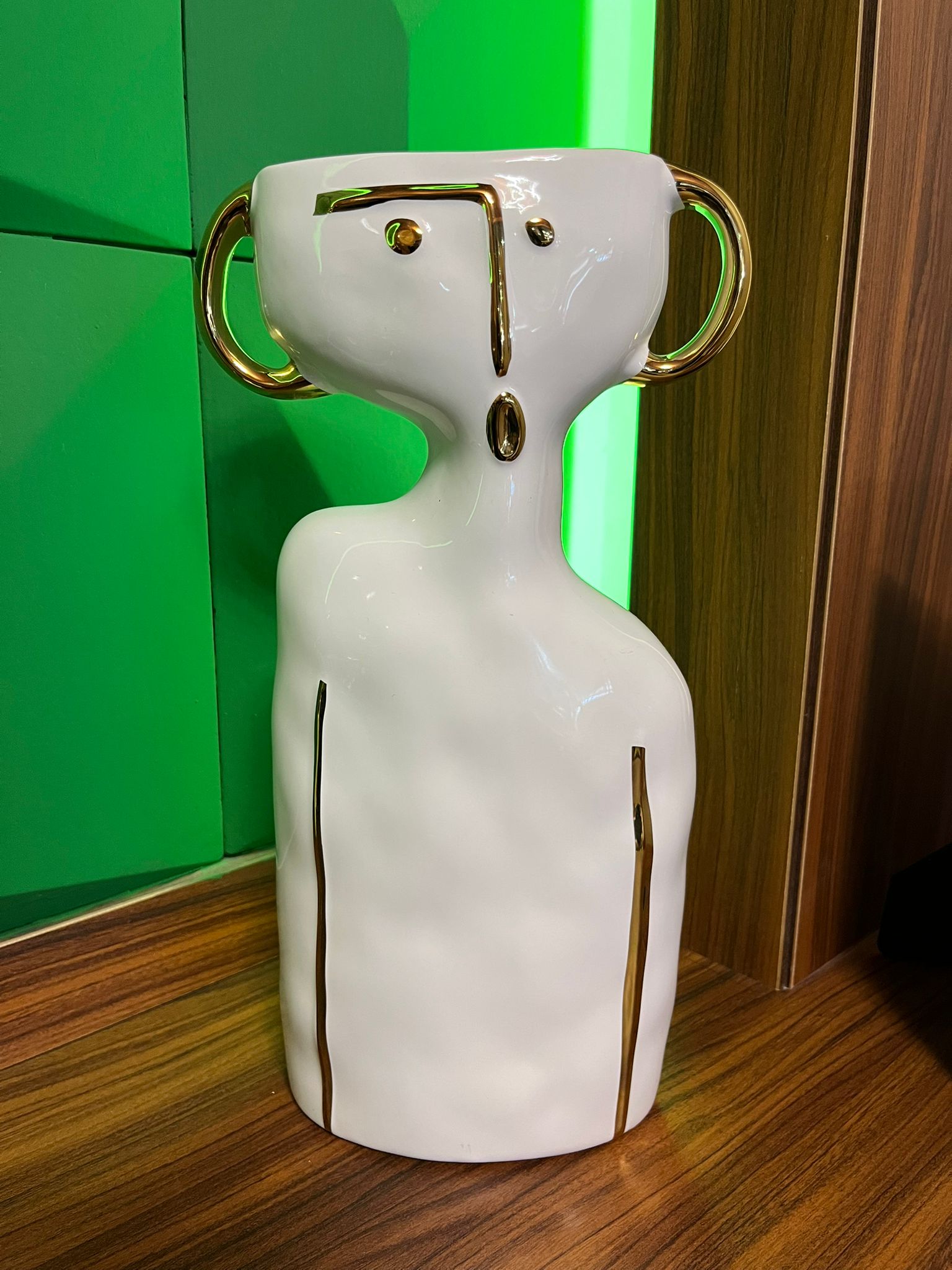 Beyaz-Gold Vazo-02